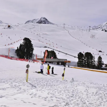 Pierre De Soleil - Pour 4 Personnes 39 * Macot-la-Plagne